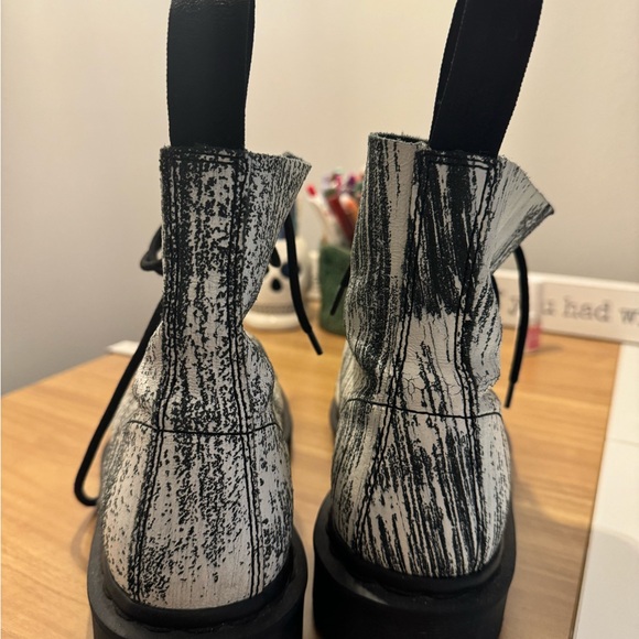 Doc Marten's Pascal Boots - Picture 8 of 12